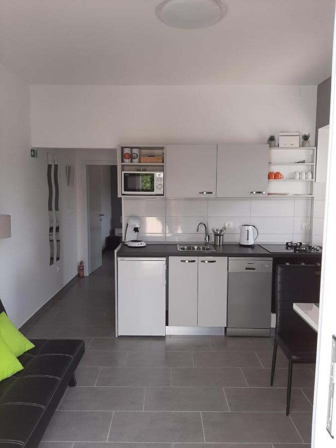 Apartment "Manna Zrnovo Eksteriør bilde