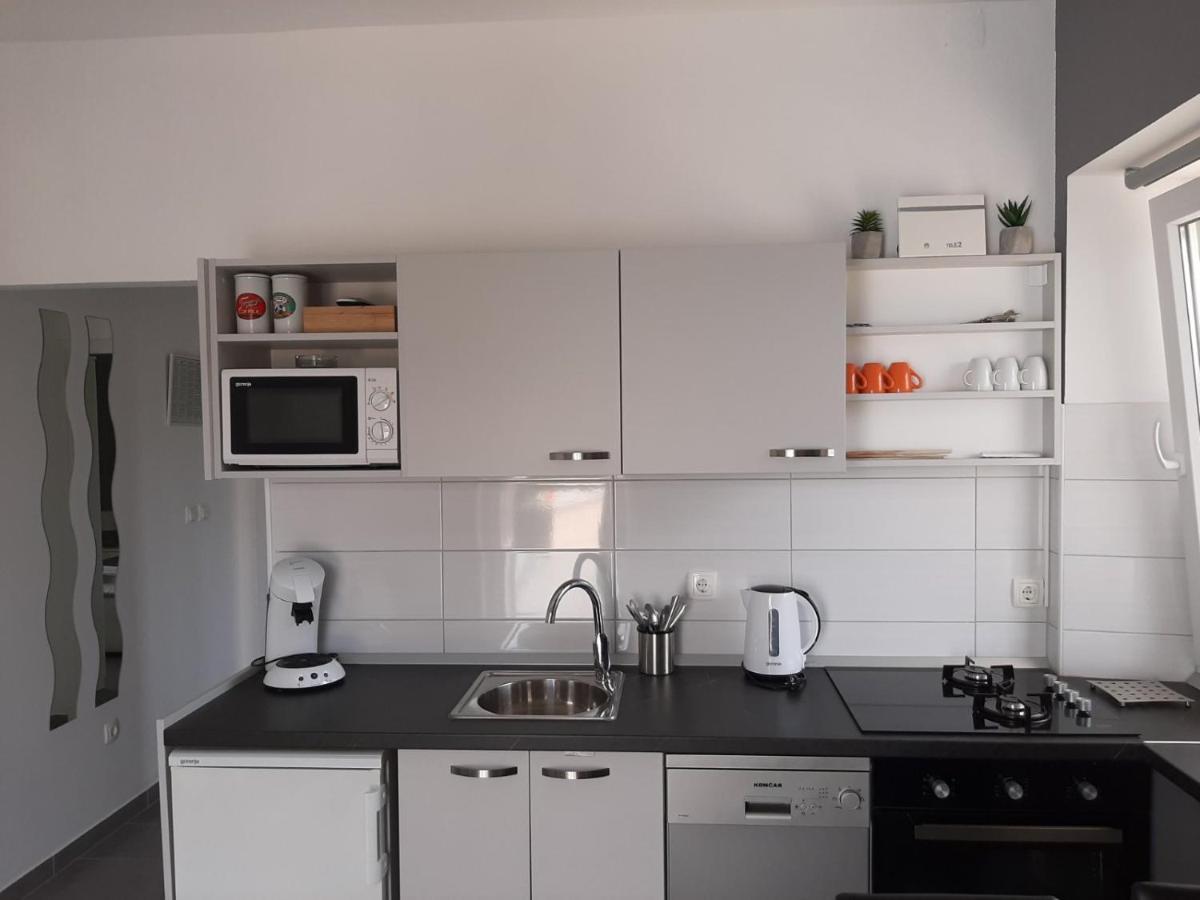 Apartment "Manna Zrnovo Eksteriør bilde
