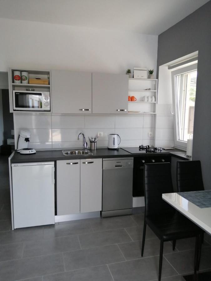 Apartment "Manna Zrnovo Eksteriør bilde