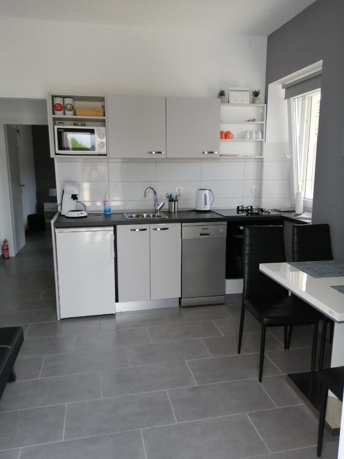 Apartment "Manna Zrnovo Eksteriør bilde